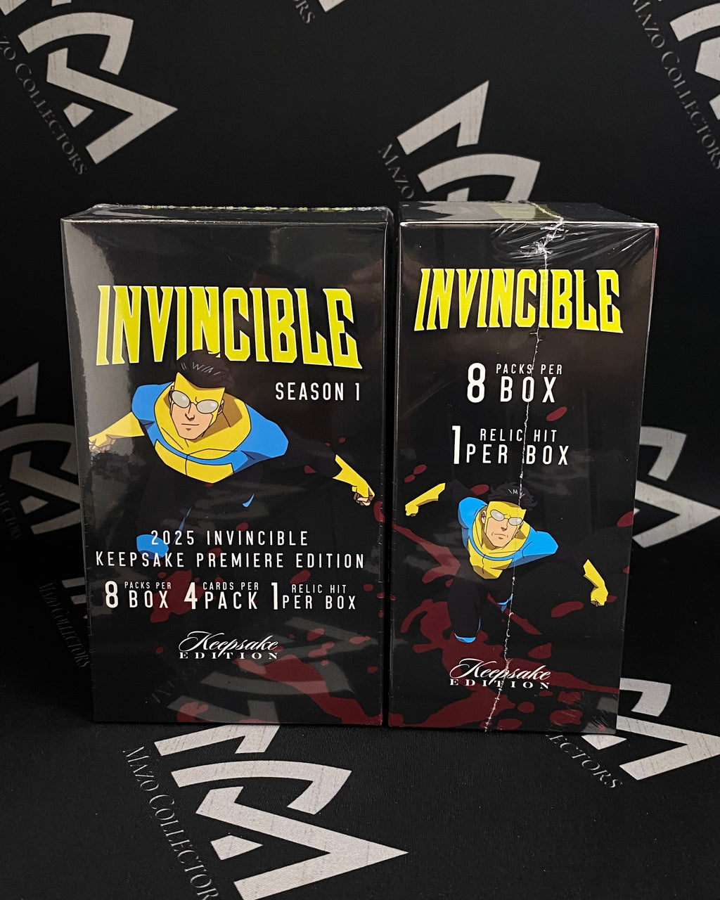 2025 Invincible Keepsake Edición Premier Box - ¡1 Relic Hit por Caja!