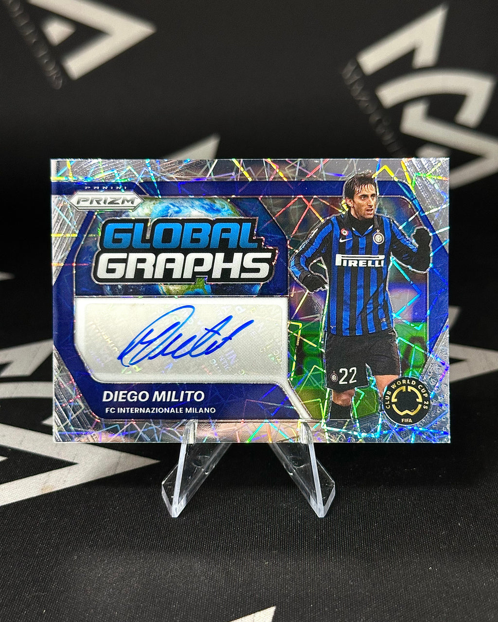 Diego Milito – Global Graphs Autógrafo – Panini Prizm 2025