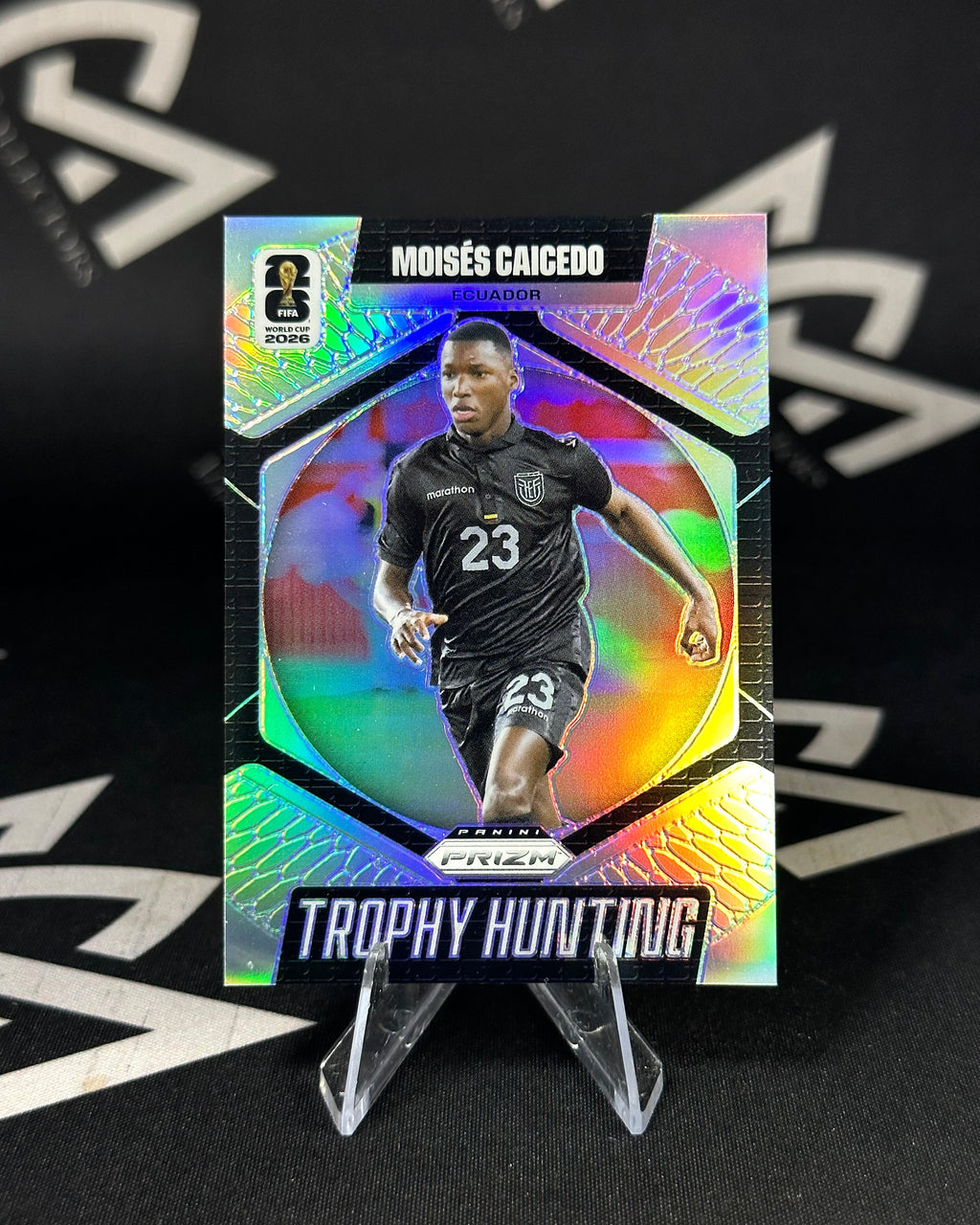 Moisés Caicedo – Trophy Hunter – Panini Prizm FIFA World Cup 2026