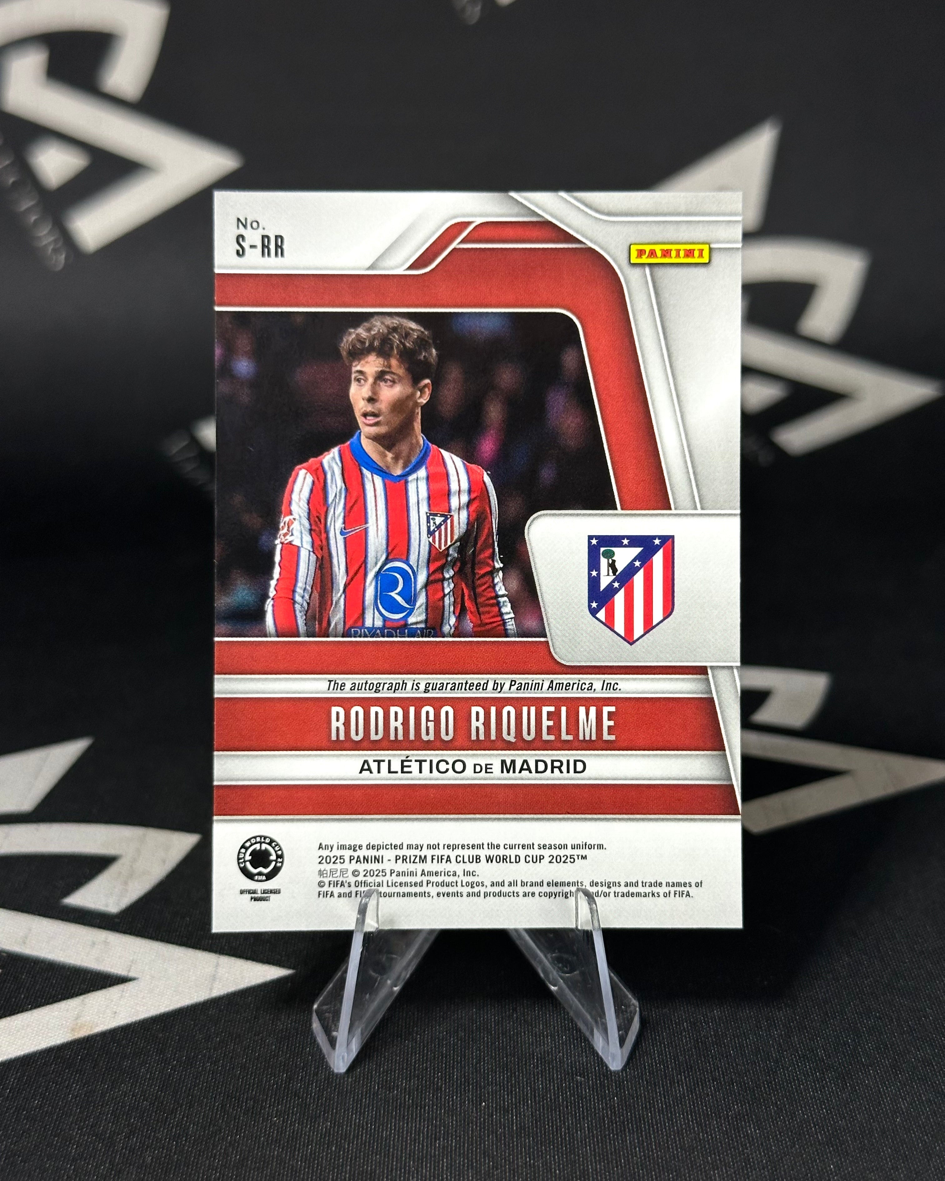 Rodrigo Riquelme – Autógrafo – Panini Prizm FIFA Club World Cup 2025