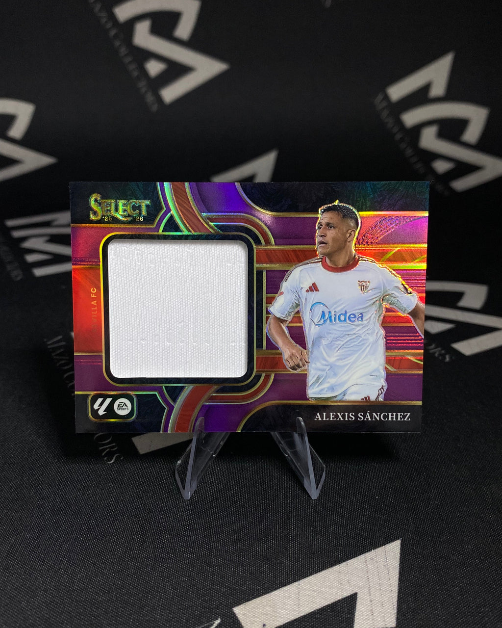 Alexis Sánchez – Jersey Relic 35/49 – Panini Select LaLiga Jumbo Swatches – Sevilla FC