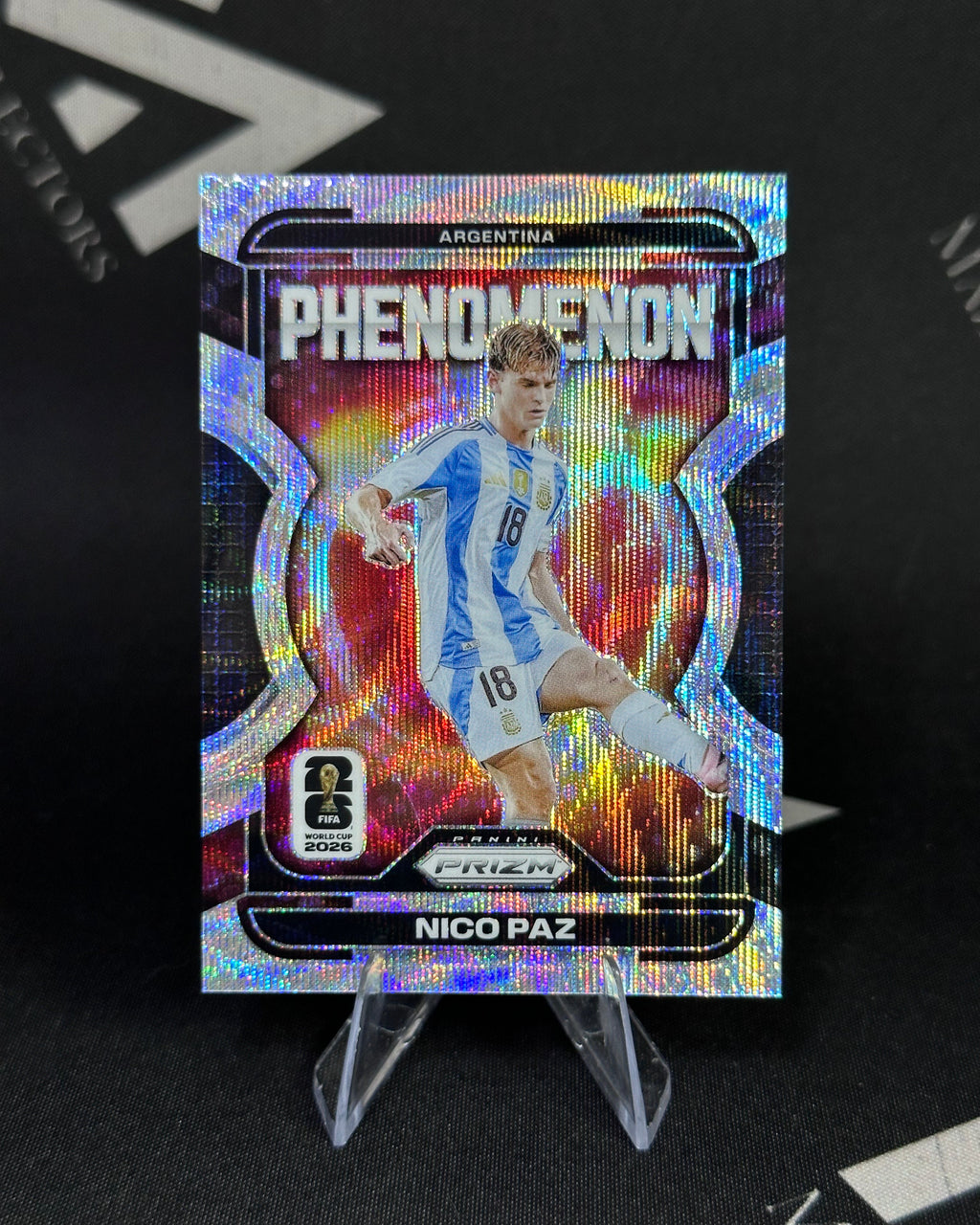 Nico Paz – Phenomenon – Panini Prizm FIFA World Cup 2026
