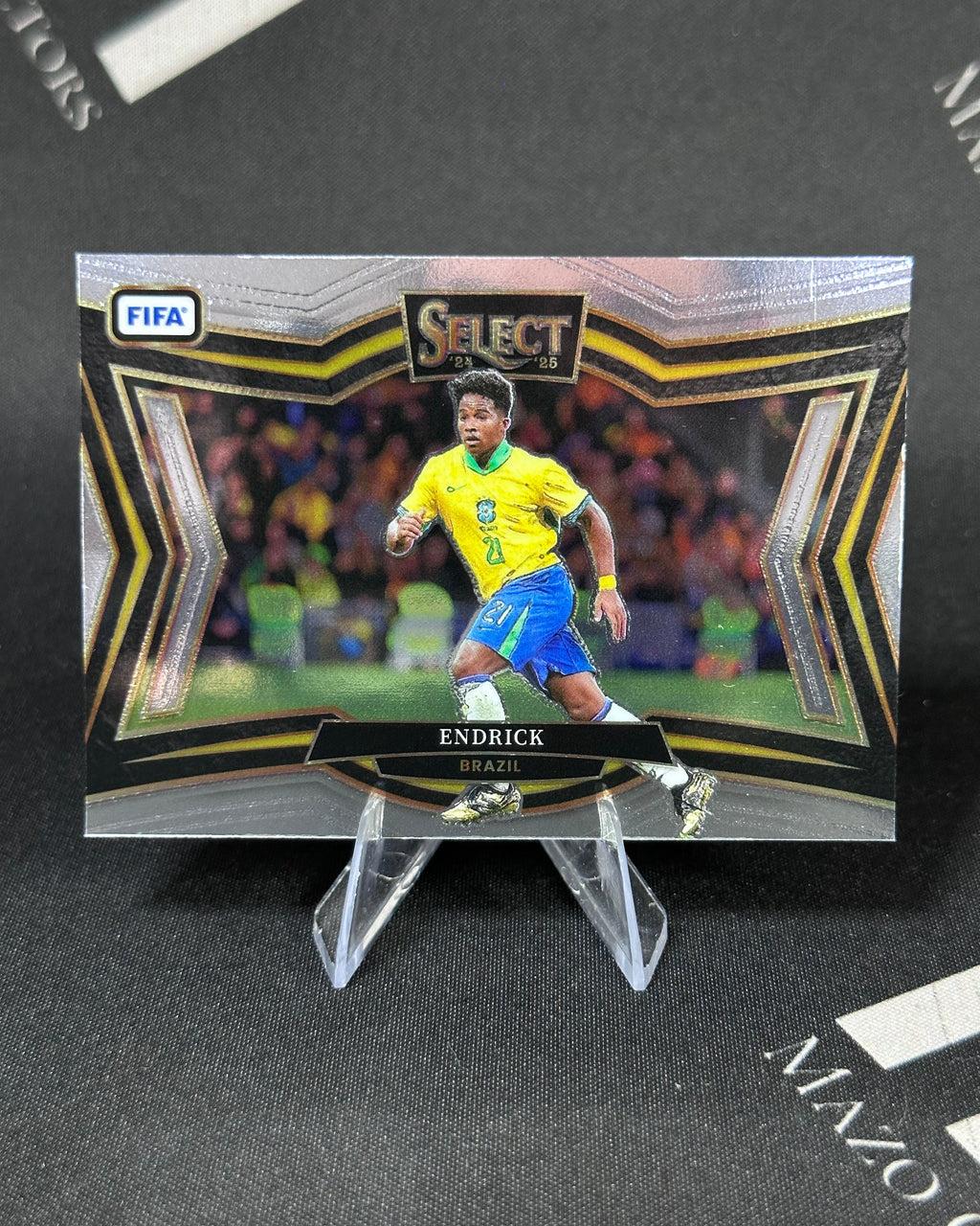 Endrick – Field Level – Panini Select FIFA 2024/25